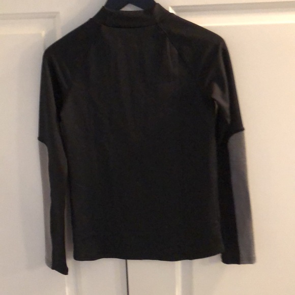 Boys black and gray long sleeve shirt - Picture 4 of 7